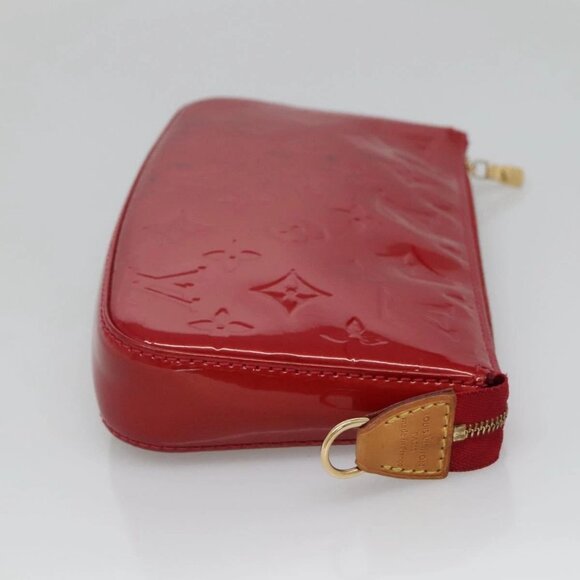 LOUIS VUITTON Vernis Pochette Accessoires Pouch Pomme D'amour M91577 Auth 125358 - Picture 6 of 16